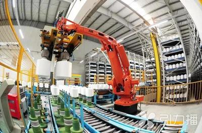 產(chǎn)業(yè)創(chuàng)新集群建設(shè)需增強(qiáng)三方面信心 聚焦人工智能行業(yè)應(yīng)用系統(tǒng)集成服務(wù)